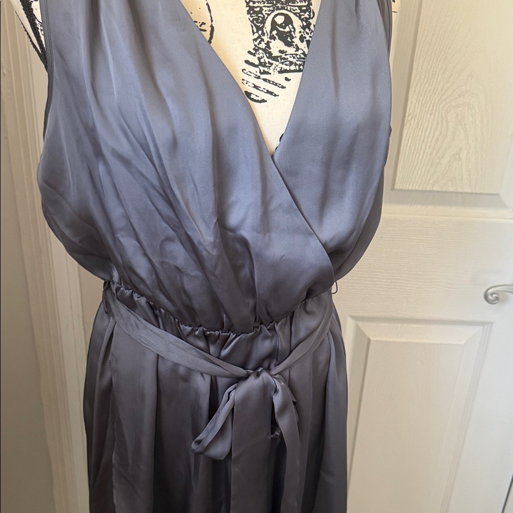Lauren Conrad Elegant Gray Stain Sleeveless Dress - Picture 4 of 14